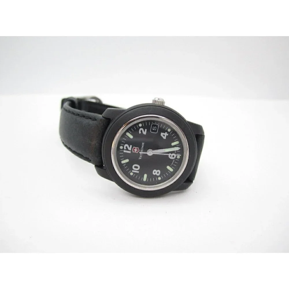 Women Victorinox Swiss Quartz WR Analog 31mm Dial Causal Round Watch (F870)